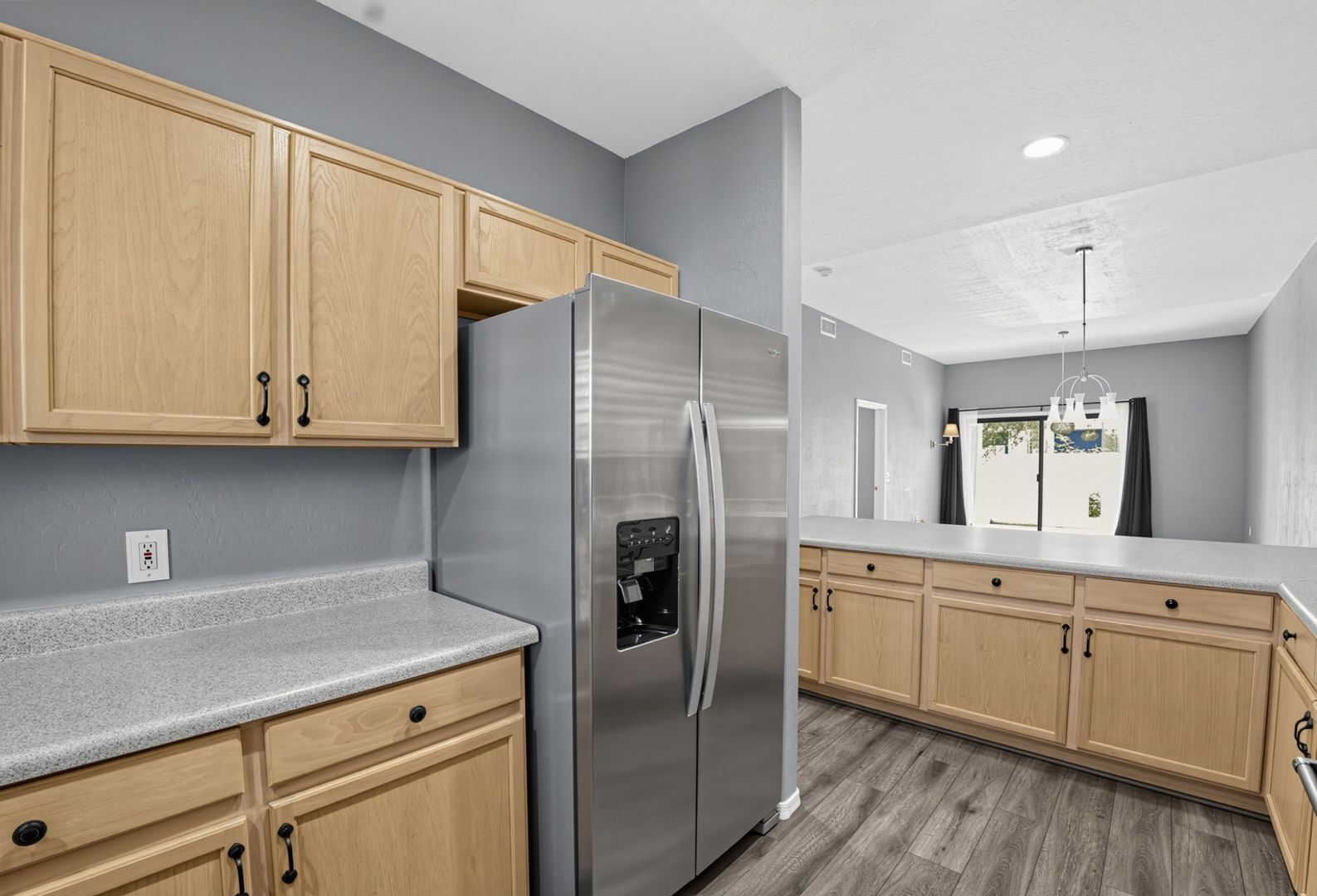 Building Photo - 205 N 74th St