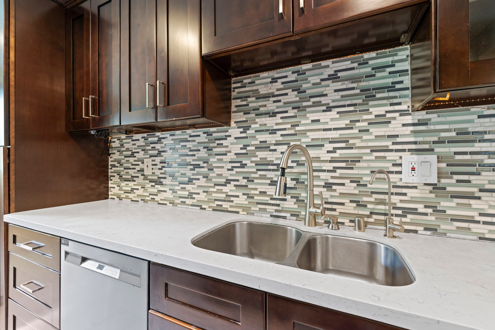 Building Photo - 3113 Raintree Cir