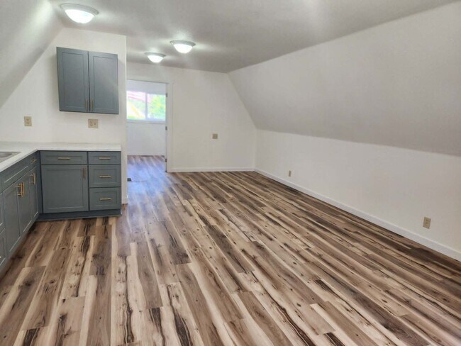 Building Photo - Brand-New Apartment with All Utilities Paid!