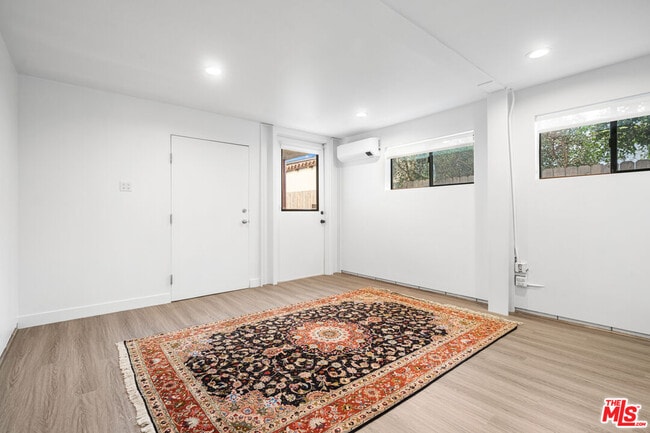 Building Photo - 800 Indiana Ave