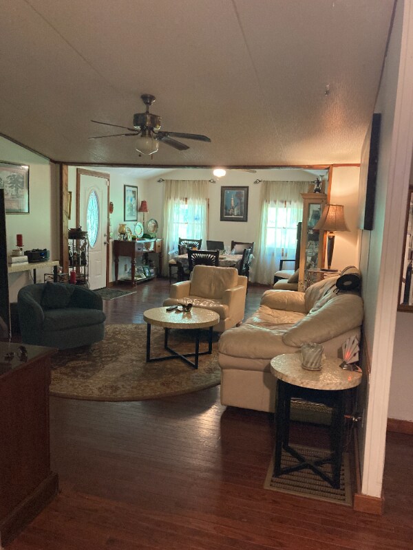 Building Photo - 155 Hickory Ridge