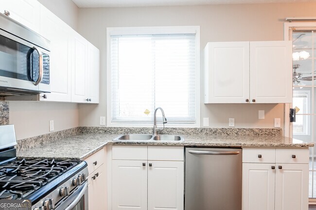 Building Photo - 191 Windcroft Cir NW