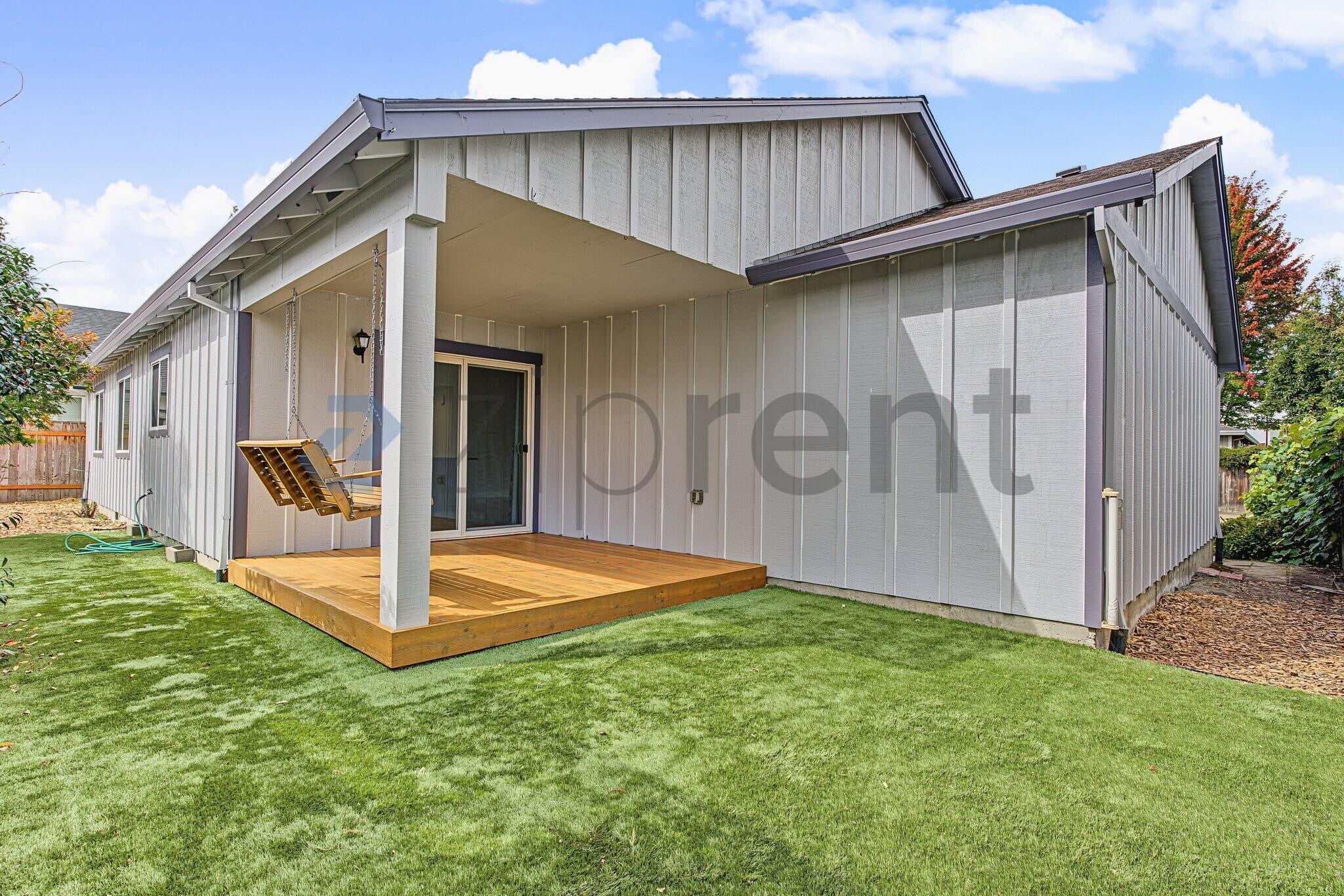 Building Photo - Unit