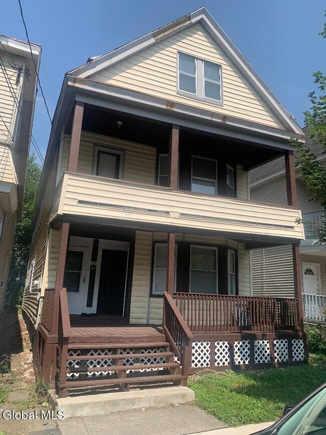 Primary Photo - 33 Morris St