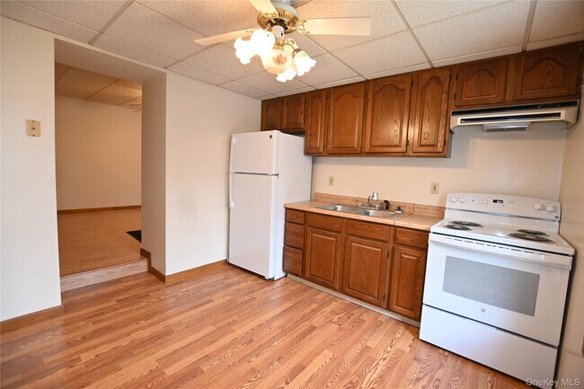 Building Photo - 1298 US-9W
