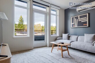 Building Photo - 1955 129th Ave NE