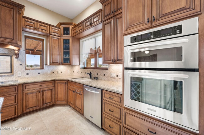 Building Photo - 7500 Michelotti Ranch Rd