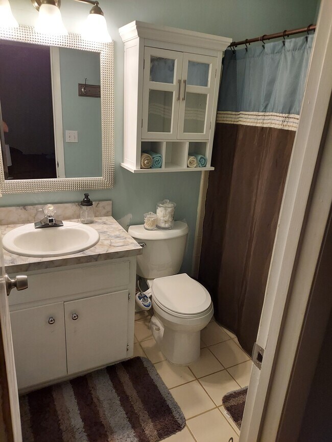 Building Photo - 8826 Minnow Creek Dr