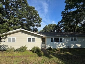 Building Photo - 2289 N Juneway Terrace