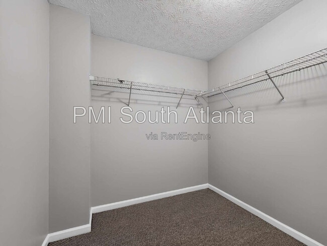 Building Photo - 5722 Shoals Pl Trail