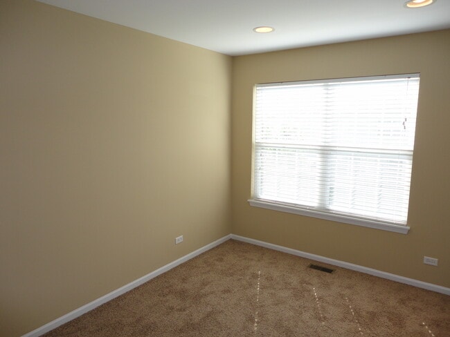 Building Photo - 2317 Scott Lane