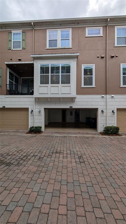 Building Photo - 584 Scotia Pl