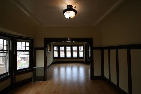 Building Photo - 2926 S Lenox St