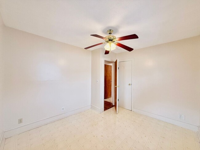 Building Photo - Welcome Home!