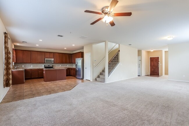 Building Photo - 24262 Invitation Oak