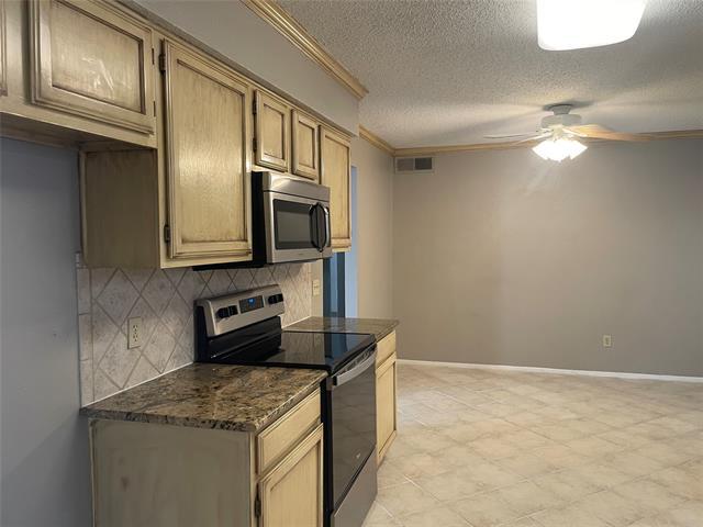 Building Photo - 1807 Chittam Dr