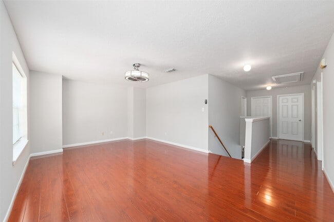 Building Photo - 14431 Parkesgate Dr