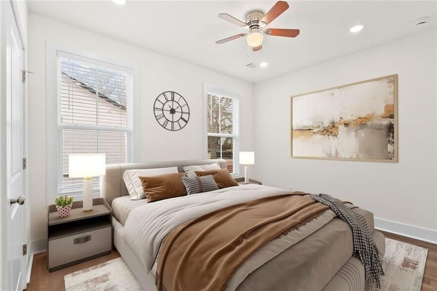 Building Photo - 195 W Lake Ave NW