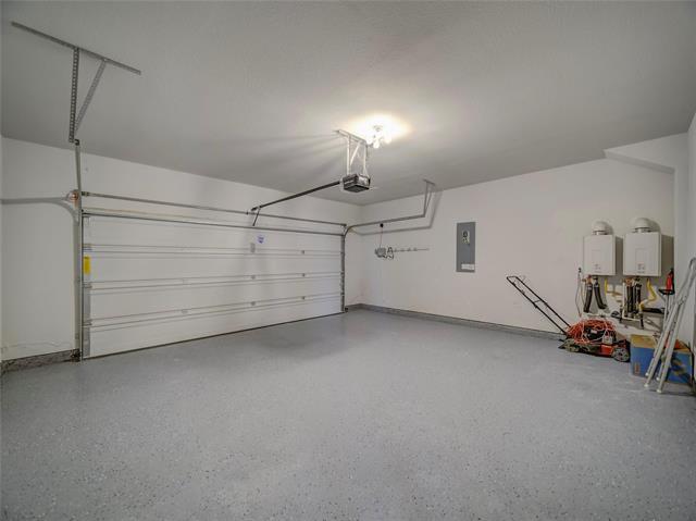 Building Photo - 1100 Twin Brooks Ln