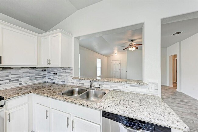 Building Photo - 233 Wallops