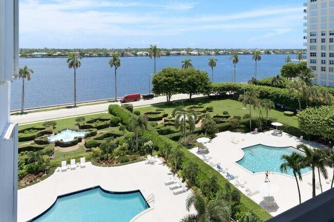 Building Photo - 1701 S Flagler Dr