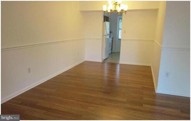 Building Photo - 10193 Farragut Ct