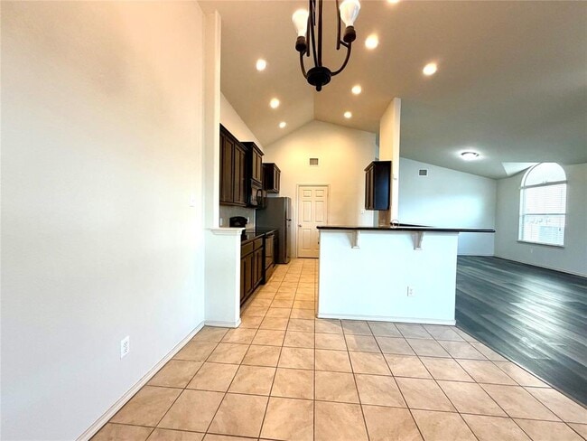 Building Photo - 500 Obsidian Ln