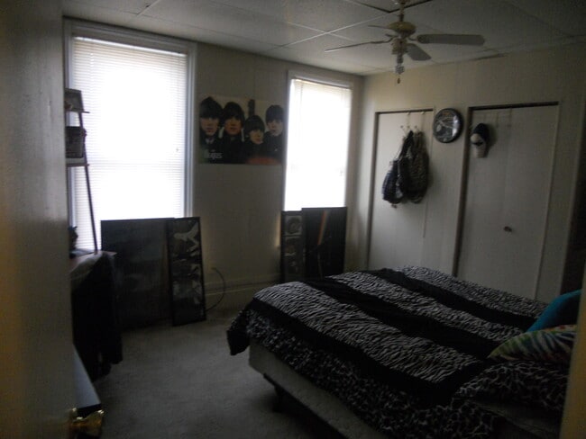 Building Photo - 505 N Water St