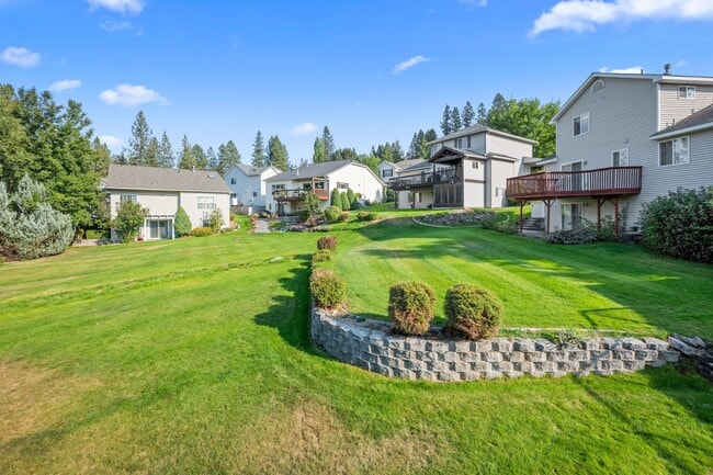 Building Photo - Spacious Latah Valley Home - Gated Community