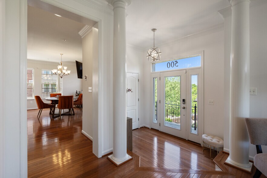 Building Photo - 500 Overlook Park Dr