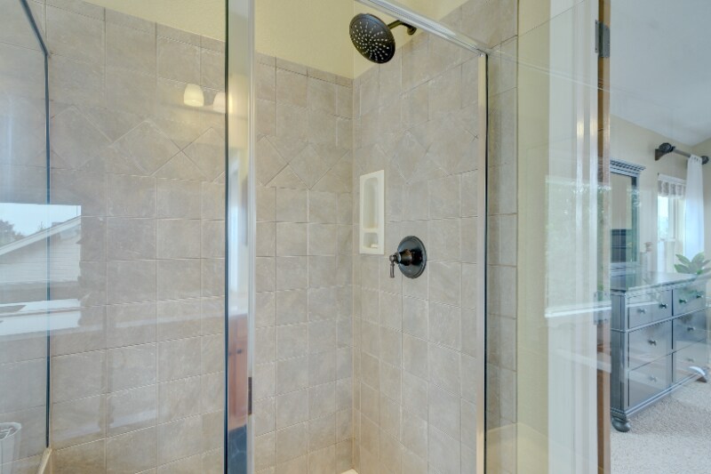 Building Photo - 8677 Roaring Fork Dr
