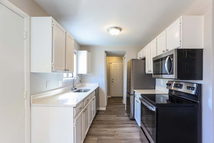 Building Photo - 4842 S Pagosa Way