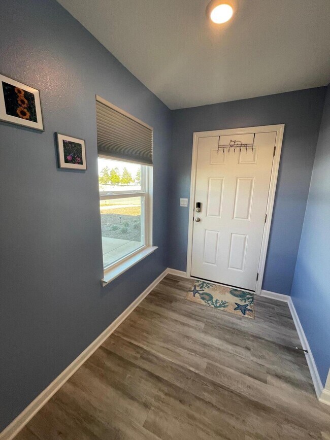 Building Photo - 128 Bluebeech St