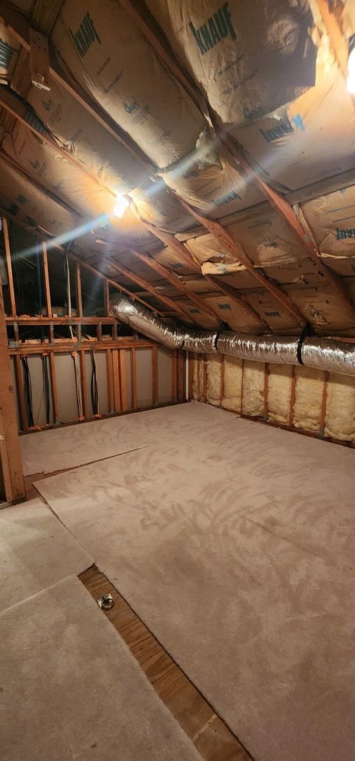 Building Photo - 140 Island Cottage Way