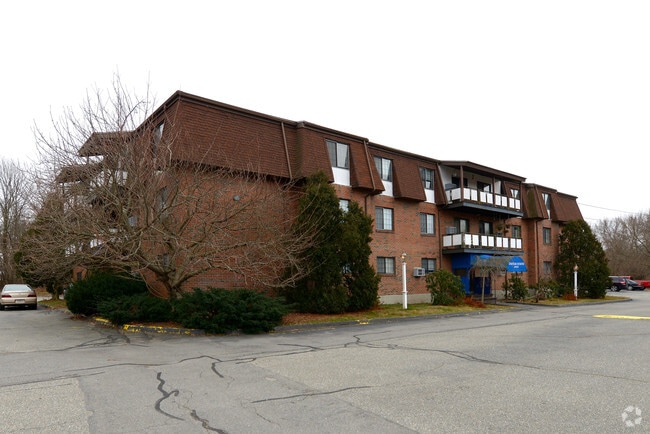 Chateau Estates - Taunton Meadows