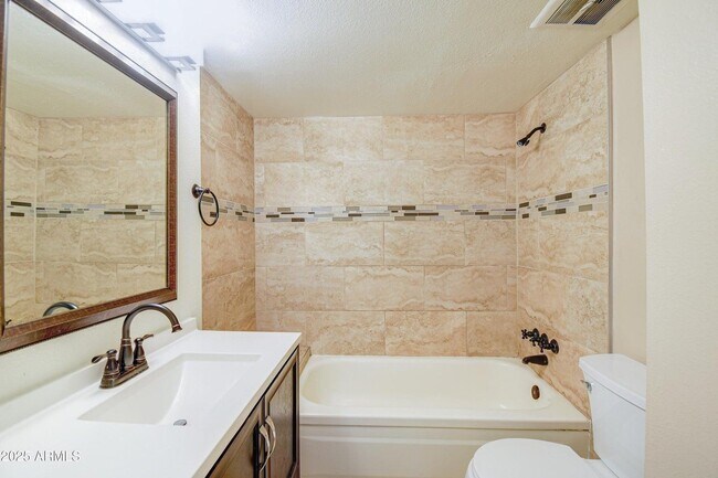 Building Photo - 3416 N 44th St