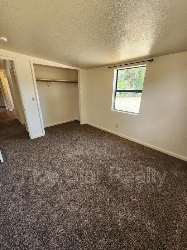 Building Photo - 10315 Peoria Rd