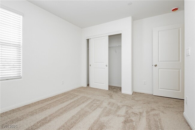 Building Photo - 2768 V. Napoli