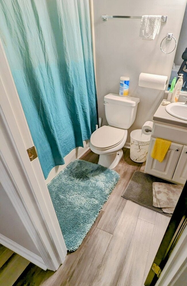 Building Photo - 3 Bedroom 3 Bath Townhome Close to GCSU in The Grove