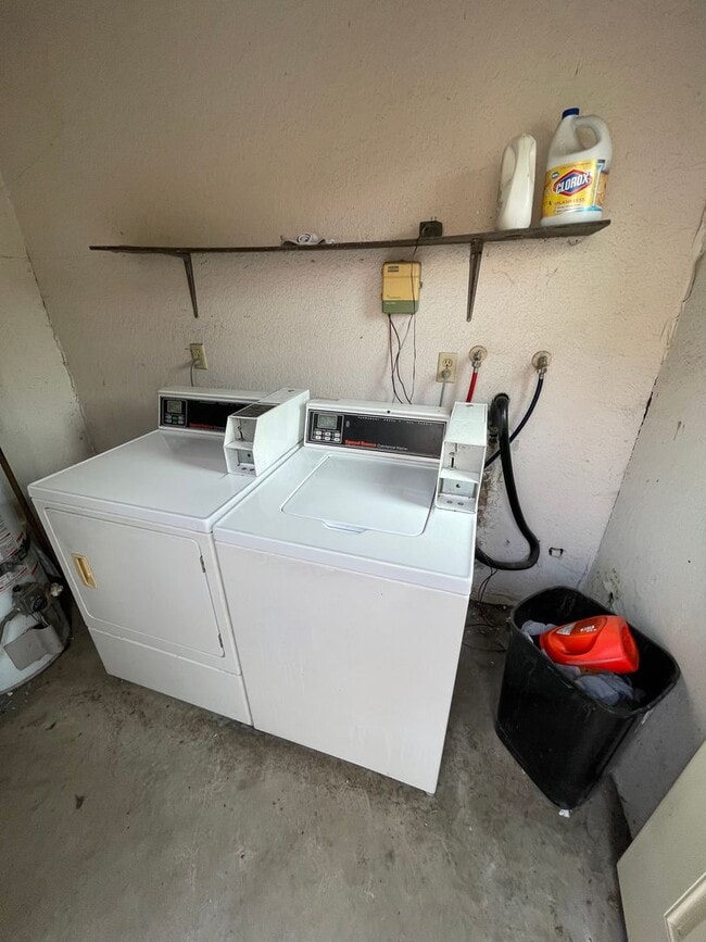 Building Photo - Fully remodeled house in North Park