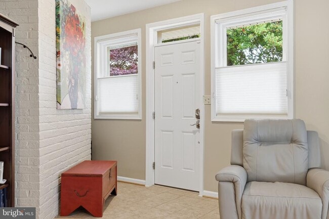 Building Photo - 7137 Murray Ln