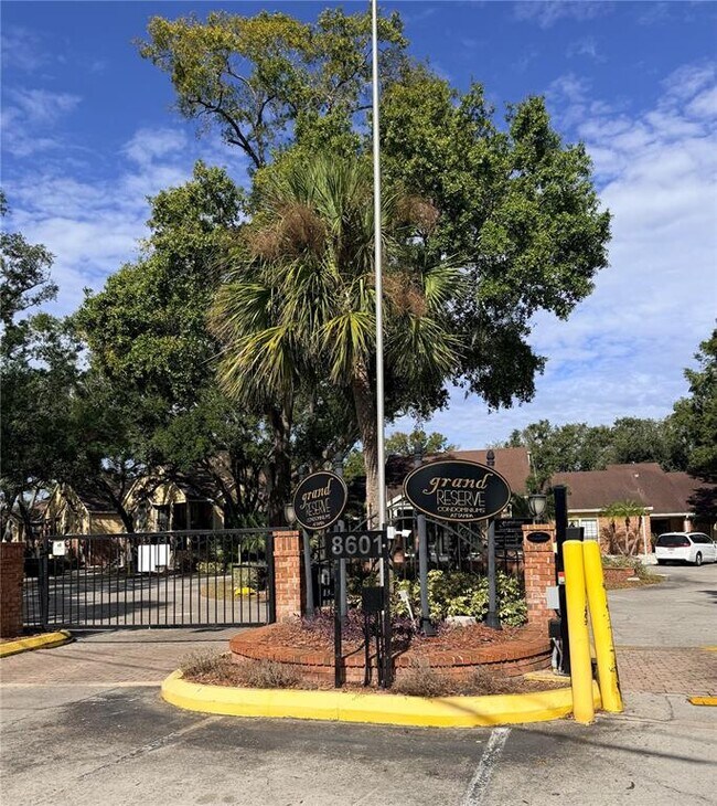 Building Photo - 8653 Fancy Finch Dr