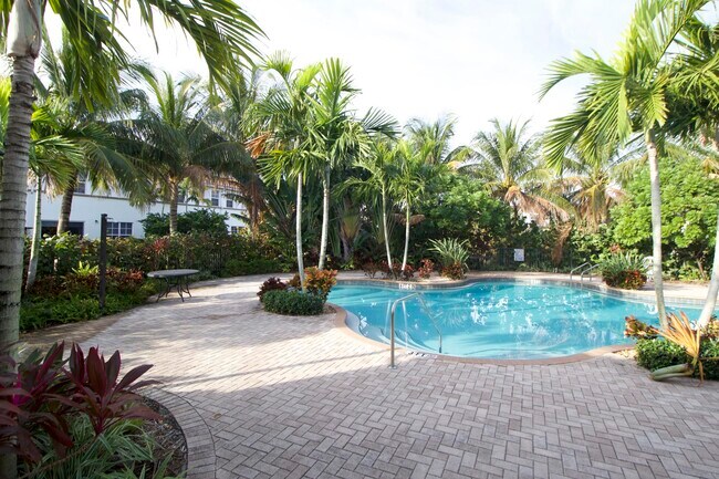 Building Photo - 4616 Tara Cove Way