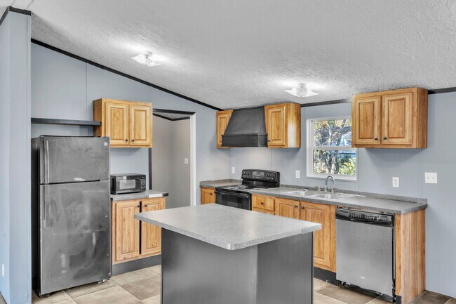 Building Photo - 1 Alice St