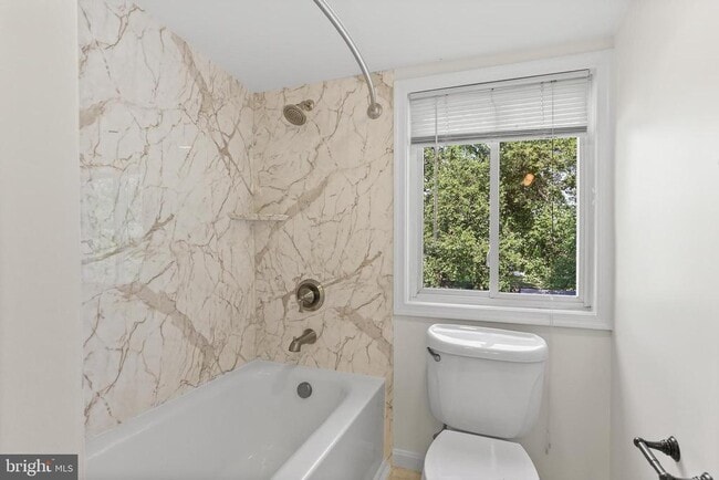 Building Photo - 10807 Huntley Pl