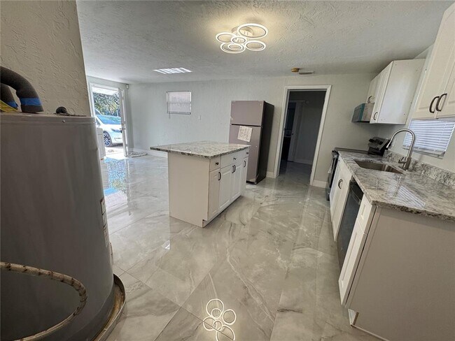 Building Photo - 1825 134th Ave