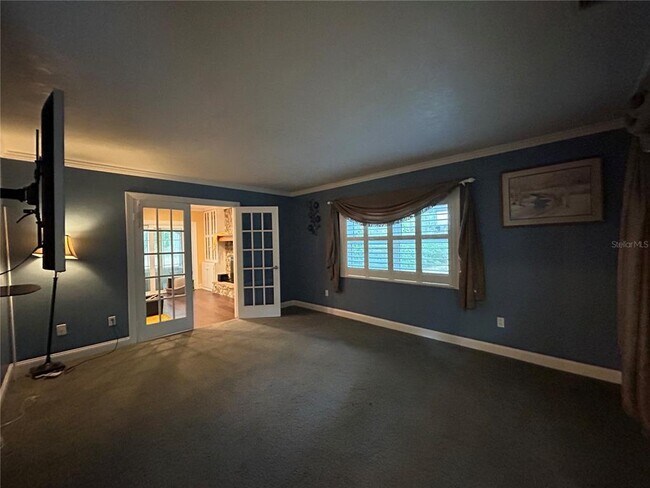 Building Photo - 608 SW 80th Blvd