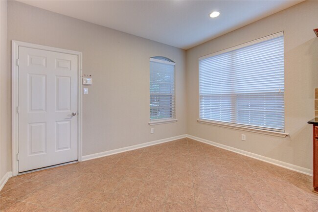Building Photo - 1227 Glenwood Canyon Ln