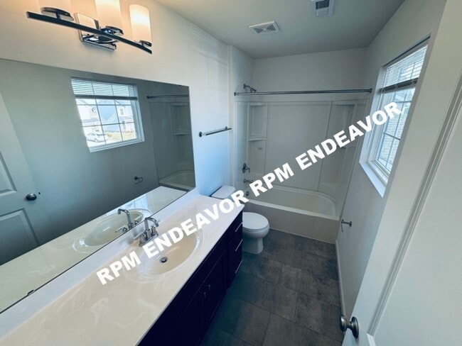 Building Photo - Welcome to your dream rental!!!