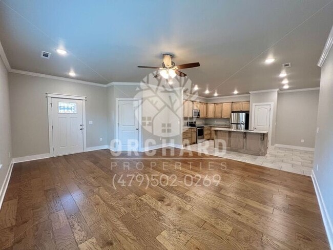 Building Photo - Tontitown | Kirkland Plan- 3 Bed/ 2 Bath w/ 2 Car Garage